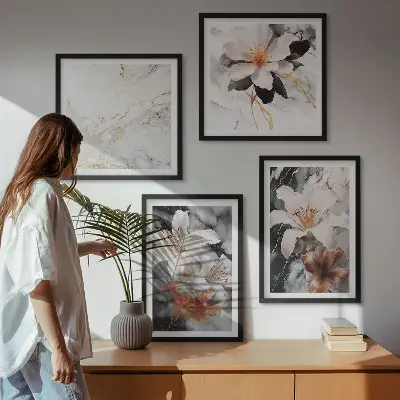 Polittico con cornice fiori in marmo bianco e nero