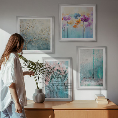 Composizione di 4 quadri Sfondo con motivi floreali dai colori pastello