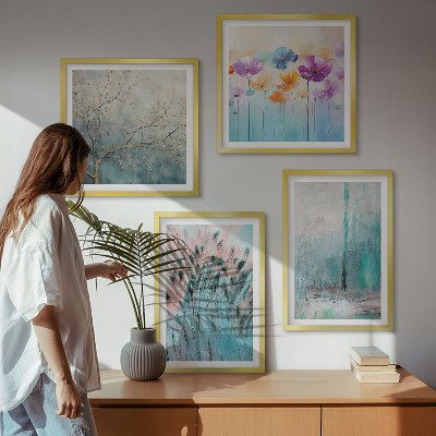 Composizione di 4 quadri Sfondo con motivi floreali dai colori pastello