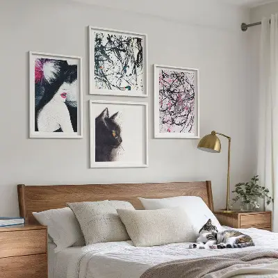 Polittico con cornice motivi di pittura astratta con gatti