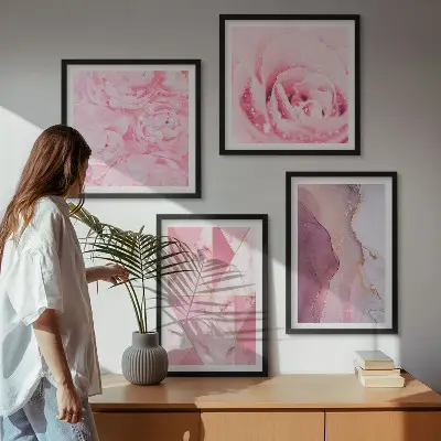 Galleria a parete con peonie geometriche rosa