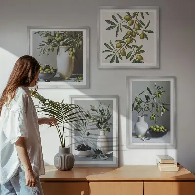 Composizione di 4 quadri con olive in vasi dai colori tenui