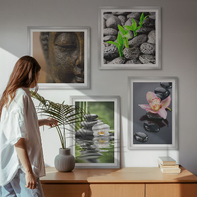 Polittico con cornice Composizione zen pacifica con Buddha floreale