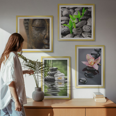 Polittico con cornice Composizione zen pacifica con Buddha floreale