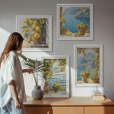 Galleria a parete paesaggi marini, limoni e finestre