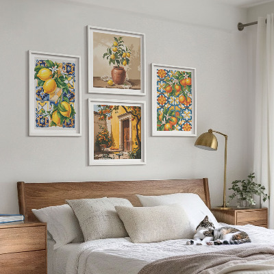 Polittico con cornice motivi floreali color arancio limone
