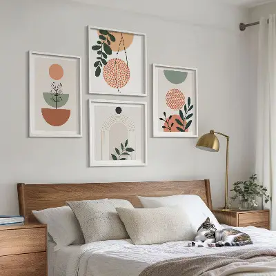 Galleria a parete con motivi vegetali moderni