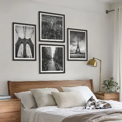 Galleria a parete con torri di ponti monocromatiche