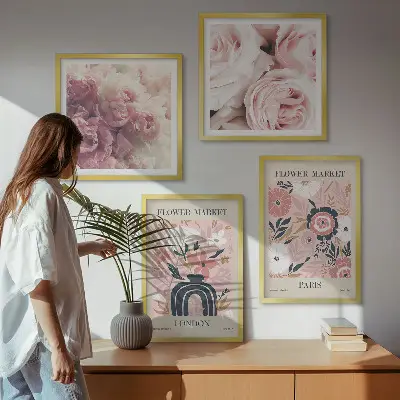 Polittico con cornice decorazione con motivi floreali di rose parigine