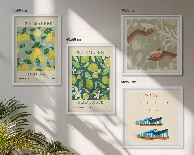 Composizione di 4 quadri disegni di frutta in stile poster italiano