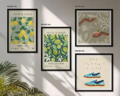 Composizione di 4 quadri disegni di frutta in stile poster italiano