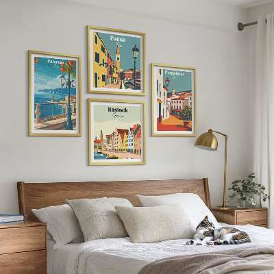 Composizione di 4 quadri Illustrazioni di città in stile retrò