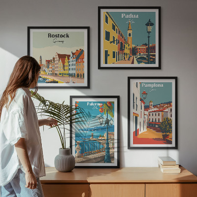 Composizione di 4 quadri Illustrazioni di città in stile retrò