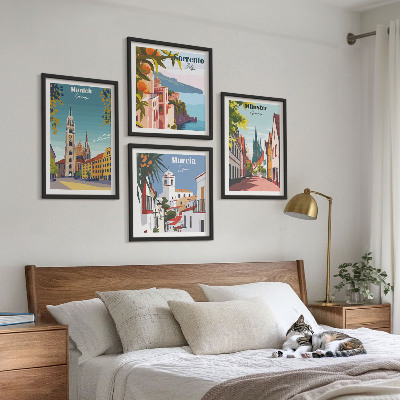 Polittico con cornice Illustrazioni a colori di città europee.