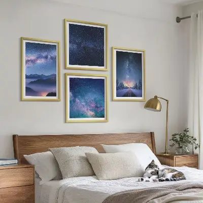 Galleria a parete con cielo notturno, montagne e paesaggio invernale