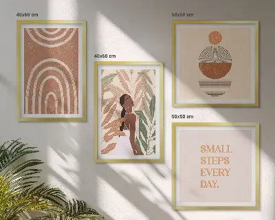 Galleria a parete con eleganti motivi e geometrie vegetali