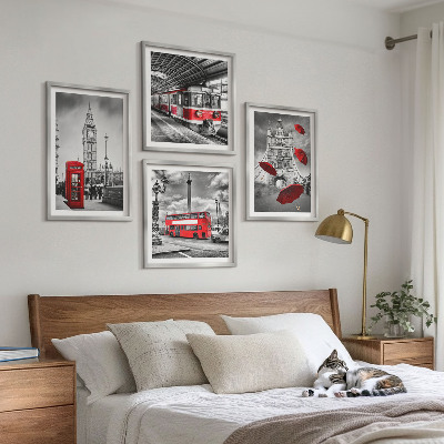 Galleria a parete Londra con accenti rossi