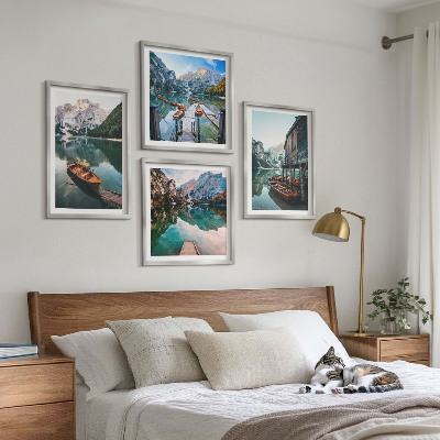 Galleria a parete Lago, montagne, barche, cottage