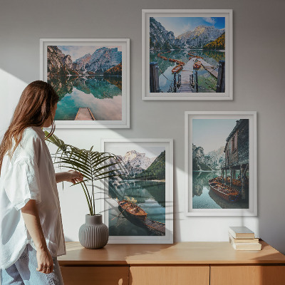 Galleria a parete Lago, montagne, barche, cottage