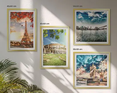 Composizione di 4 quadri con monumenti d'Europa dai colori caldi
