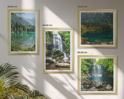 Composizione di 4 quadri Cascate immerse nel verde