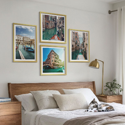 Polittico con cornice architettura dei canali di Venezia