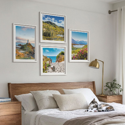 Composizione di 4 quadri Spiaggia, faro, montagne, prati, fiori
