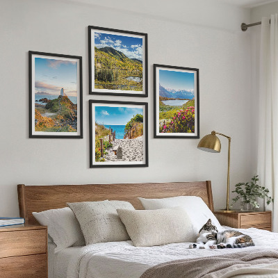 Composizione di 4 quadri Spiaggia, faro, montagne, prati, fiori