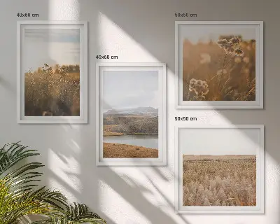 Composizione di 4 quadri con paesaggi di prati montagne e lago