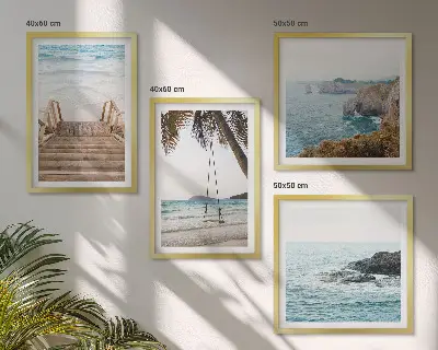 Polittico con cornice con stampa di scala su spiaggia vista mare con altalena