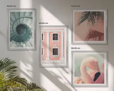 Polittico con cornice decorazione con motivi pastello