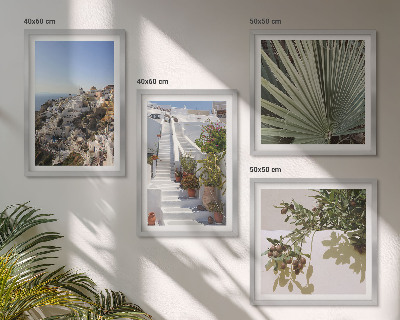 Galleria a parete Scale bianche con vista su Santorini