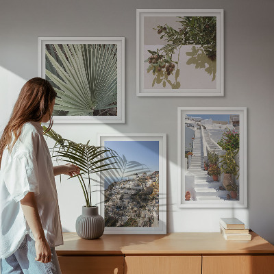 Galleria a parete Scale bianche con vista su Santorini