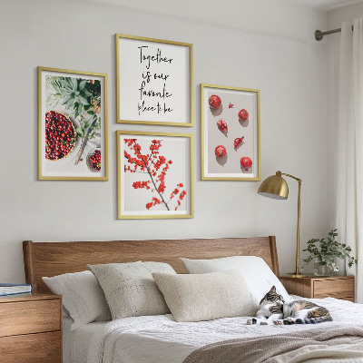Composizione di 4 quadri Frutti rossi delle piante minimalismo