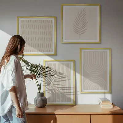 Composizione di 4 quadri con motivi vegetali beige