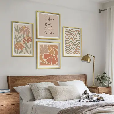 Fiori astratti dai colori pastello composizione di 4 quadri