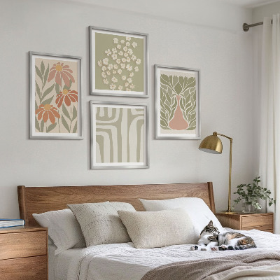 Galleria a parete stile boho minimalista floreale