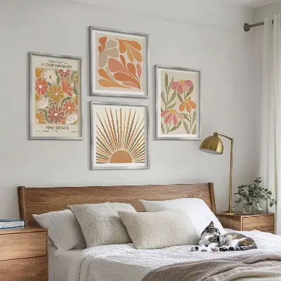 Composizione di 4 quadri con girasoli color pastello