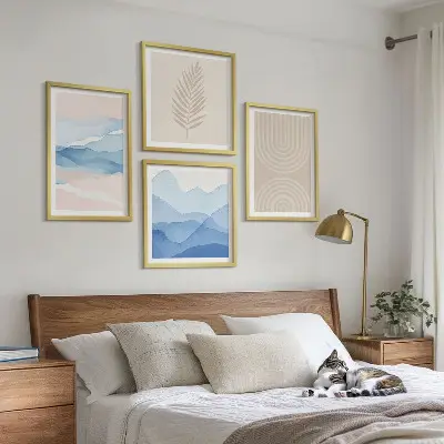 Composizione di 4 quadri motivo foglie con onde nei toni del beige e blu