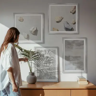 Galleria a parete con texture minimaliste moderne