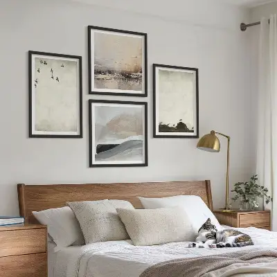 Composizione di 4 quadri decorazione con uccelli e pennellate di rocce