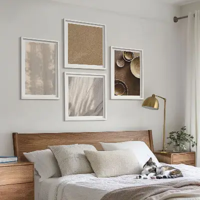 Polittico con cornice strutture, texture e minimalismo