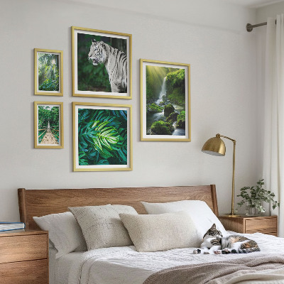 Polittico con cornice paesaggi naturali tropicali