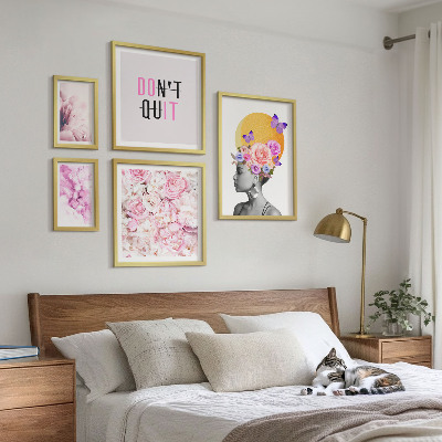 Set di quadri incorniciati Motivi floreali con una donna