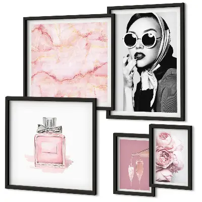 Set di quadri incorniciati con eleganti dettagli in rosa