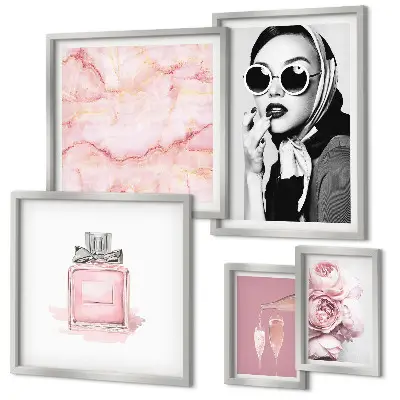 Set di quadri incorniciati con eleganti dettagli in rosa