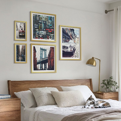 Polittico con cornice Auto eleganti e architettura urbana