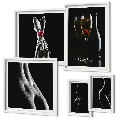 Set di quadri incorniciati con eleganti dettagli moderni in nero e rosso