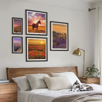 Set di quadri incorniciati con paesaggi naturali di cavalli e fiori