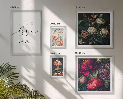Polittico con cornice con slogan motivazionali floreali
